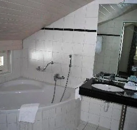 Rhonequelle Hotel 3*